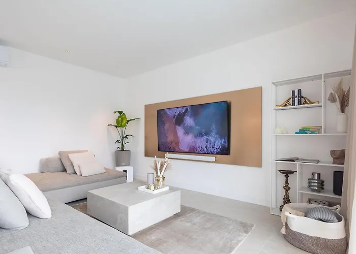 Www Villagoldenhill Com *