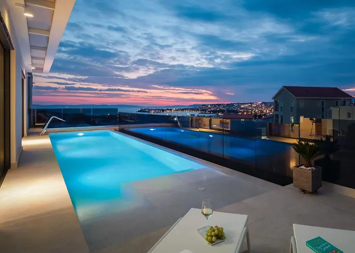 Villa Www Villagoldenhill Com *