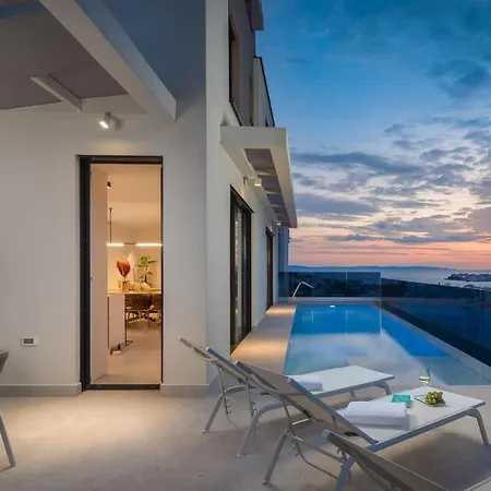Vila Www Villagoldenhill Com
